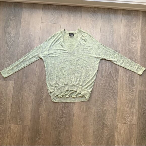 Aritzia Wilfred Free Devinette V-Neck Long Sleeves Heathered Shirt Green Size XS - Picture 5 of 16